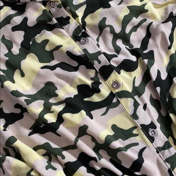 Short Sleeve Camo Button Down - Picture 3 of 3